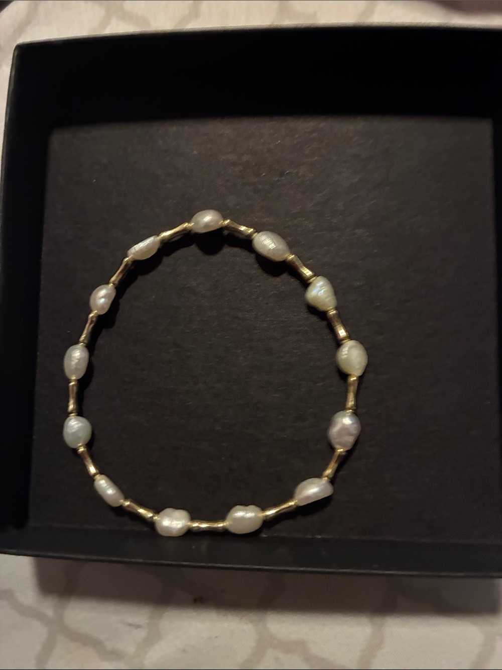 Freshwater Pearl and Gold Bead Stretch Bracelet - White Pearls